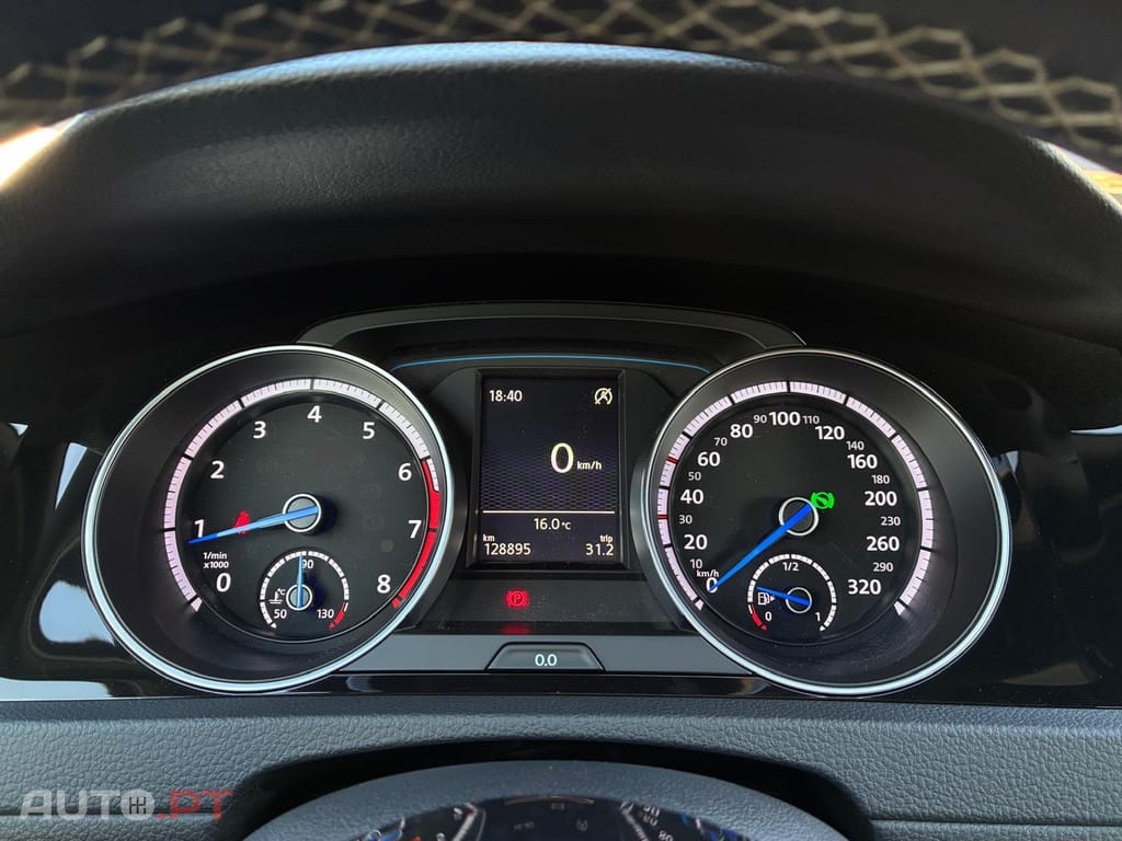Volkswagen Golf 2.0 TSi R DSG