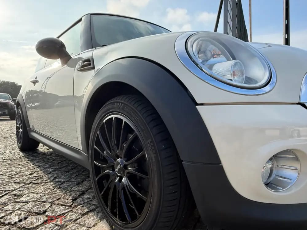 MINI Cooper One D