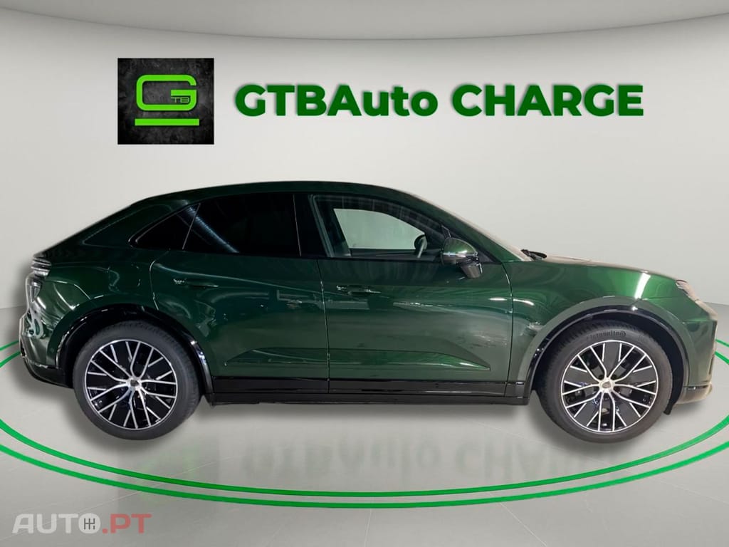Porsche Macan I.V.A DEDUTIVEL Turbo
