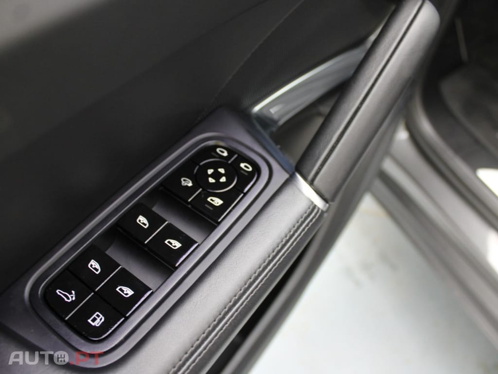 Porsche Cayenne TURBO S