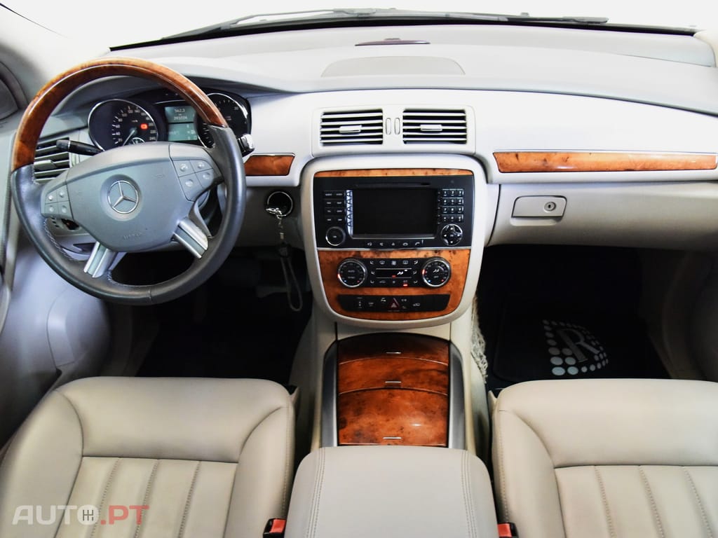 Mercedes-Benz R 320 CDi 4-Matic