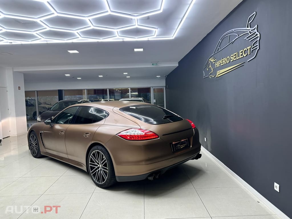 Porsche Panamera Platinum Edition