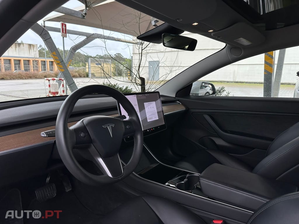 Tesla Model 3 Long Range AWD Dual Motor