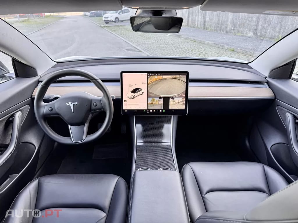 Tesla Model 3 Standard Range Plus RWD