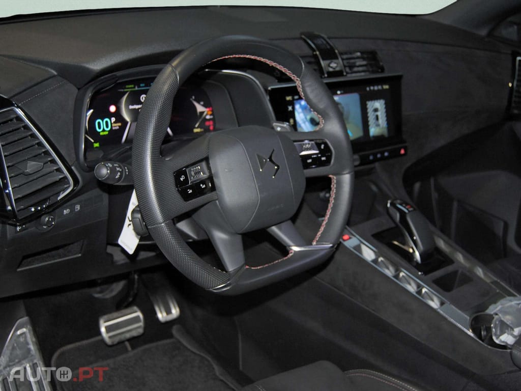 DS DS7 E-Tense Performance Line EAT8