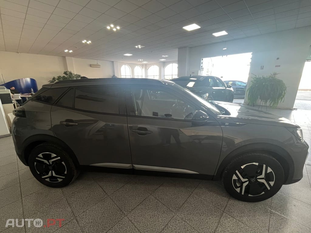Peugeot E-2008 ALLURE 1.2 PURETECH 100CV