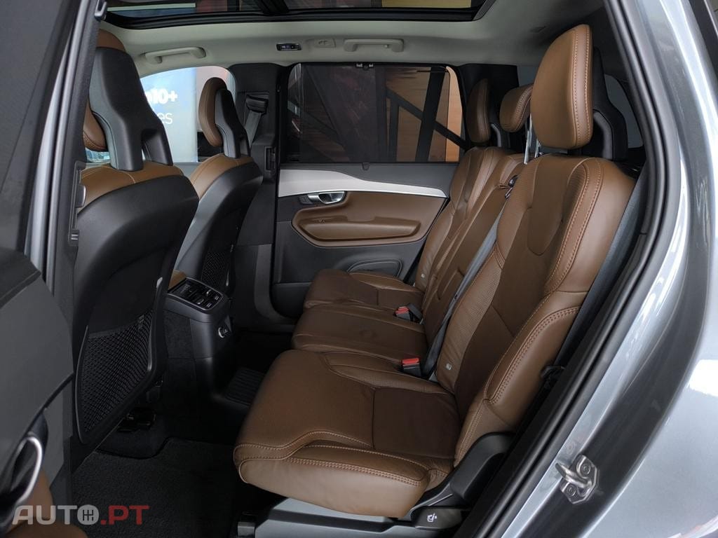 Volvo XC90 2.0 T8 PHEV Inscription Expression AWD