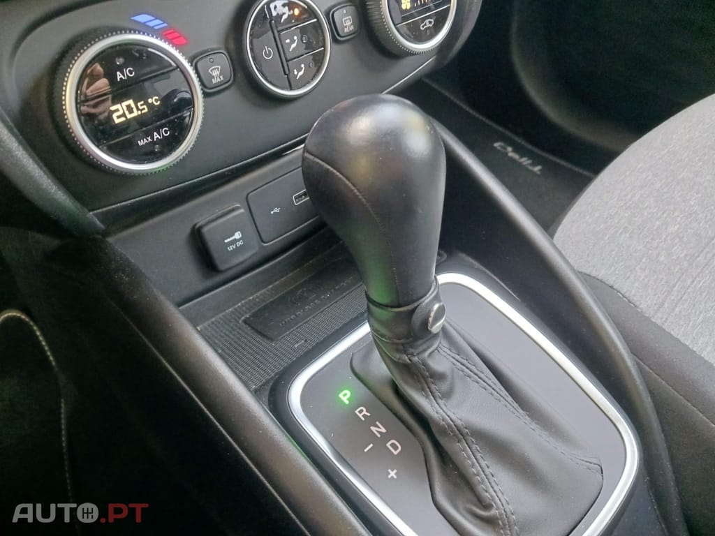 Fiat Tipo 1.5 GSE T4 Cross DCT — fotografia 22