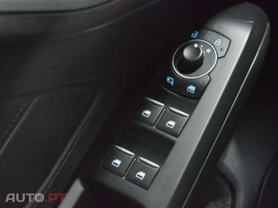 Ford Focus SW 1.0 EcoBoost ST-Line