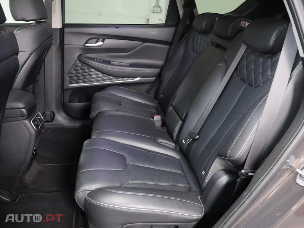 Hyundai Santa Fe 1.6 T-GDI PHEV Vanguard