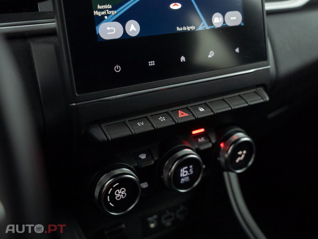 Renault Captur 1.6 E-Tech Plug-In Intens