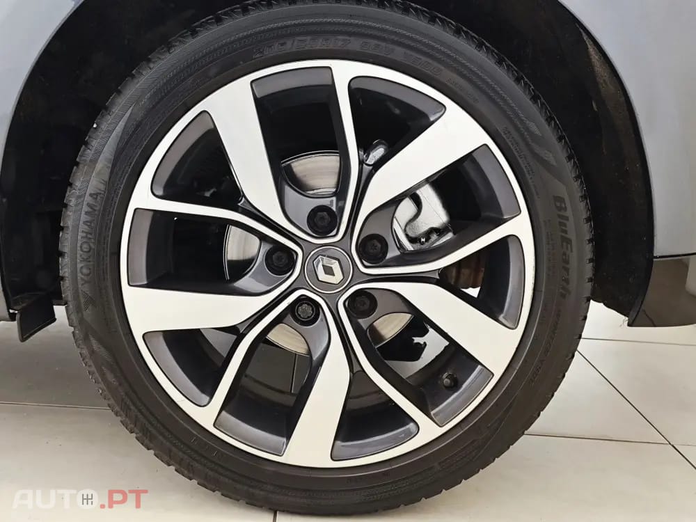 Renault Mégane ENERGY TCe 130 EDC INTENS