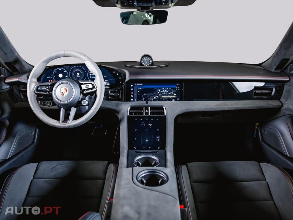 Porsche Taycan GTS I.V.A DEDUTIVEL 