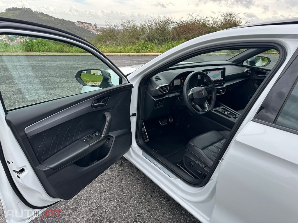 Cupra Leon 1.4 e-Hybrid VZ DSG