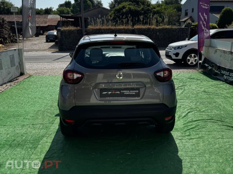 Renault Captur ENERGY TCe 90 Experience