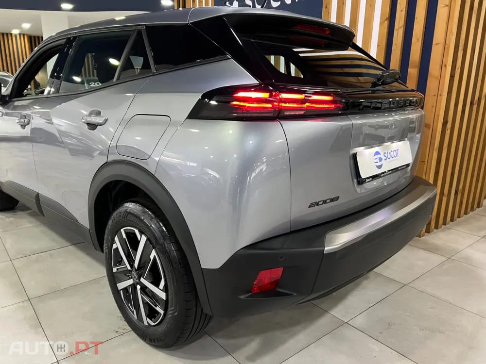 Peugeot 2008 1.2 PureTech Style