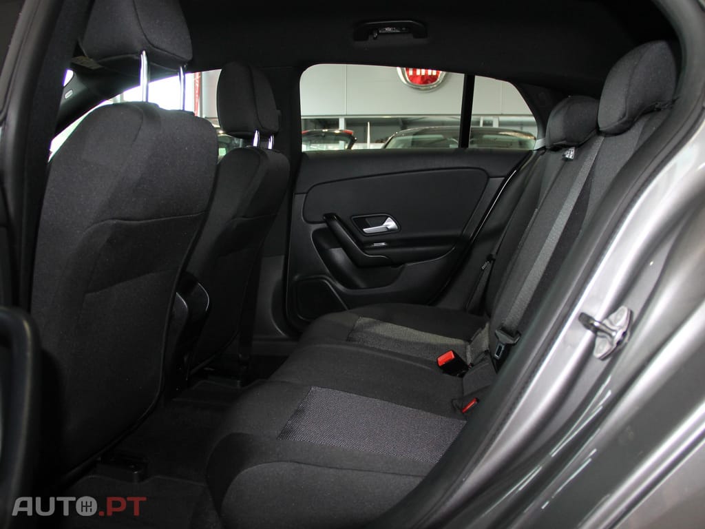 Mercedes-Benz CLA 200 d