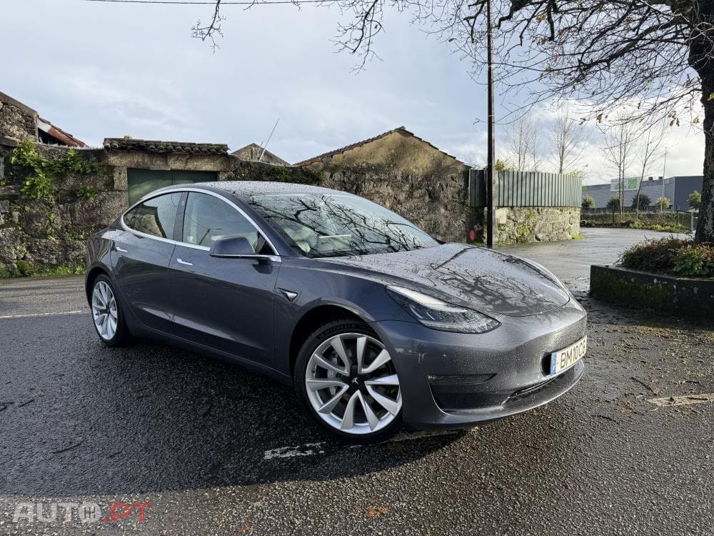 Tesla Model 3 Long Range AWD Dual Motor