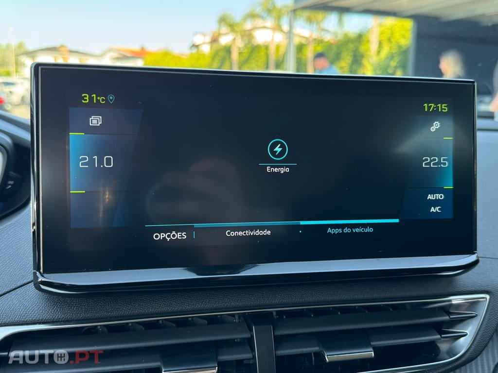 Peugeot 3008 1.6 Hybrid Allure e-EAT8