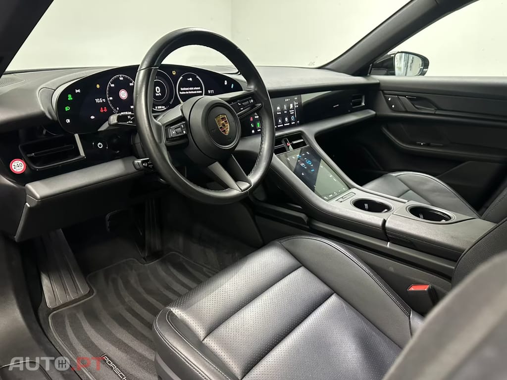 Porsche Taycan Sport