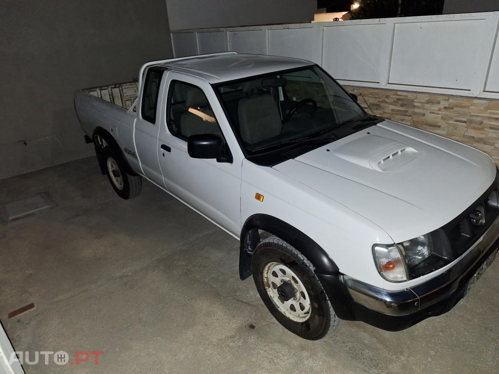 Nissan Pick Up D22 KING CAB 4X4