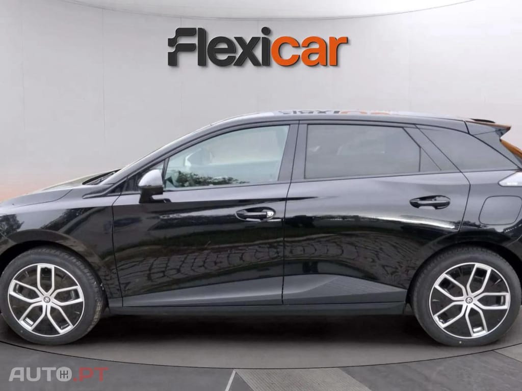 MG MG4 64 kWh Luxury