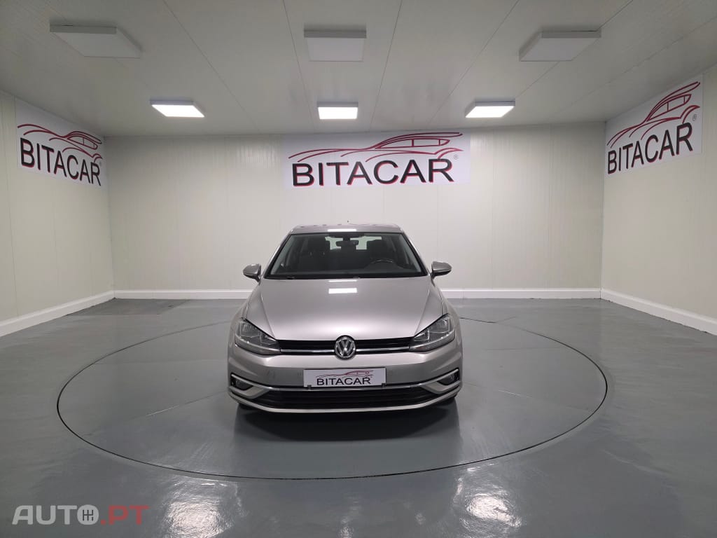 Volkswagen Golf 1.6 TDI Confortline