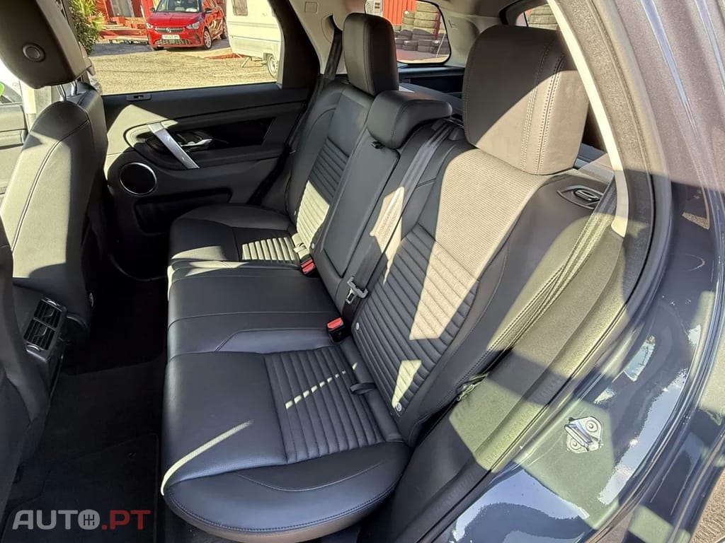 Land Rover Discovery Sport 1.5 I3 P270e AWD Dynamic SE