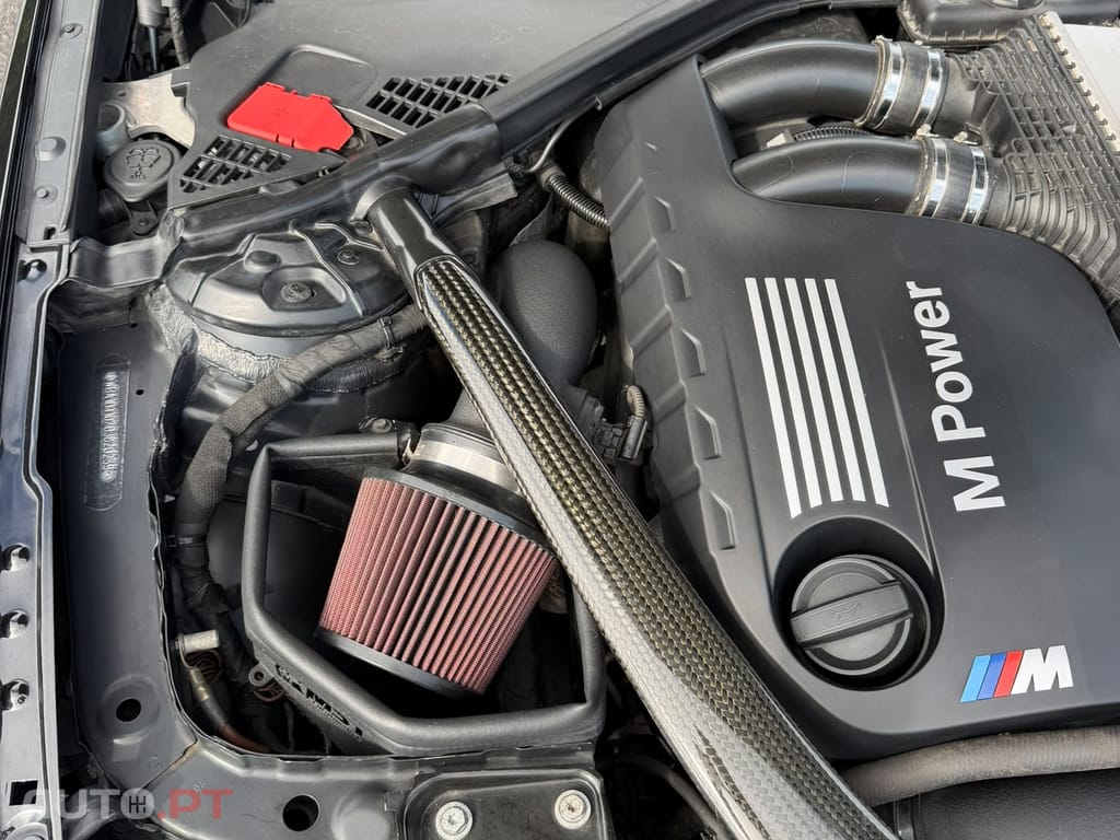BMW M4 Auto