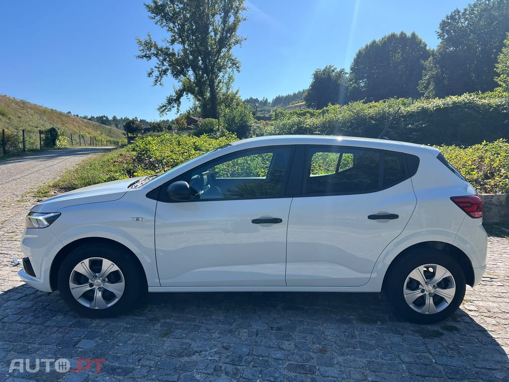 Dacia Sandero Essencial