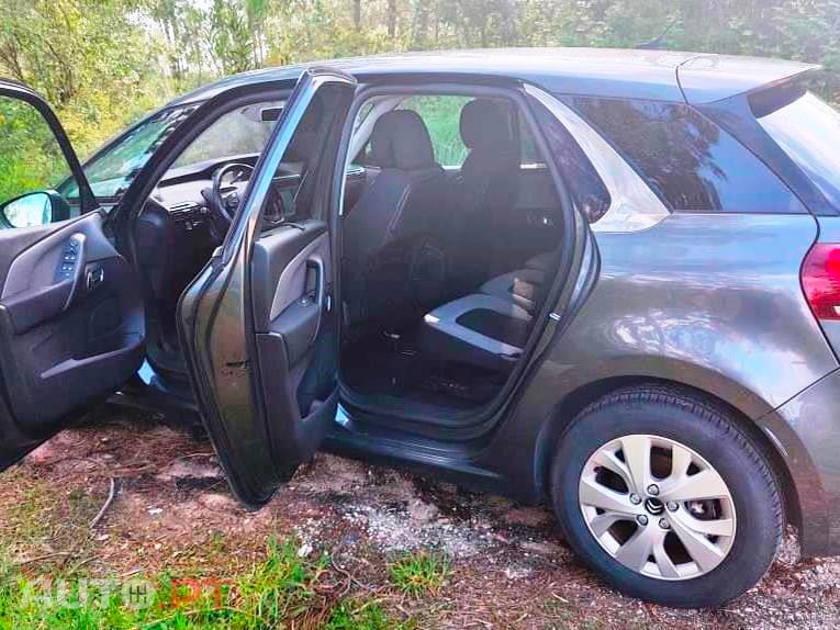 Citroen C4 Picasso 1.6 HDI 115cv Automático / 150€ mês