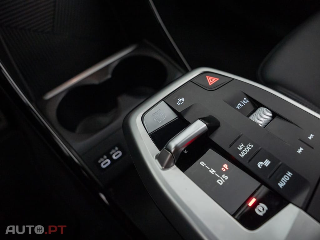BMW 218 d Pack Desportivo M Auto