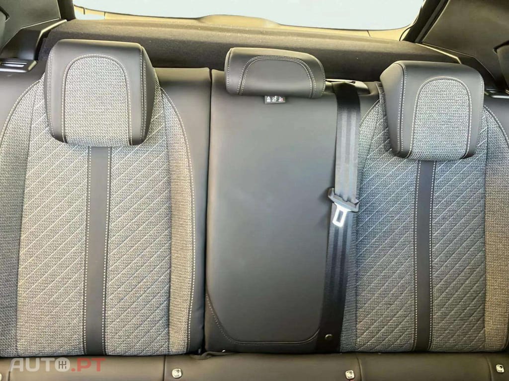 Peugeot 2008 1.2 PureTech Allure