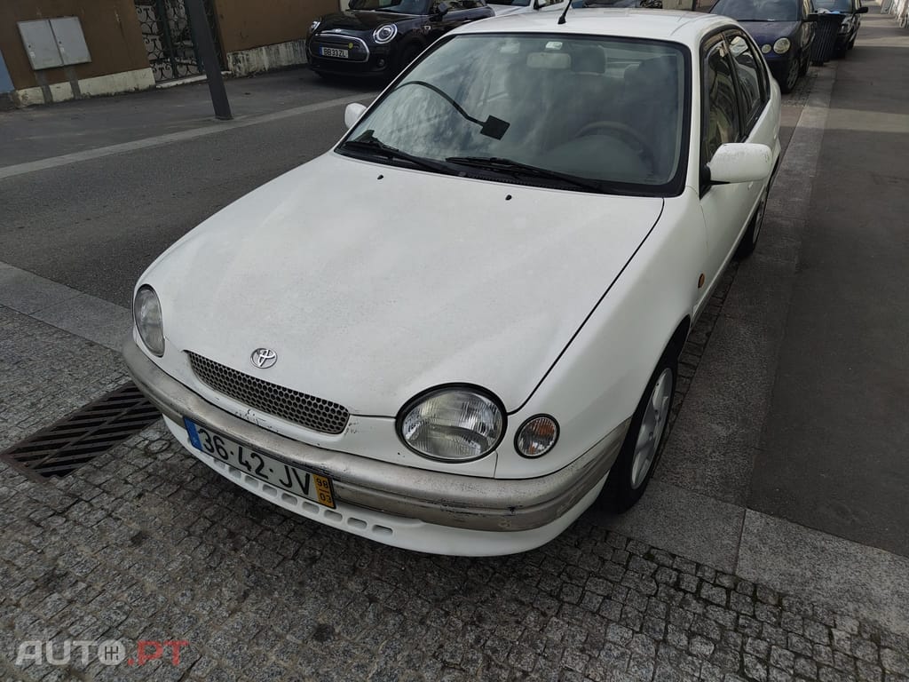 Toyota Corolla Liftback 1.3 Terra AC