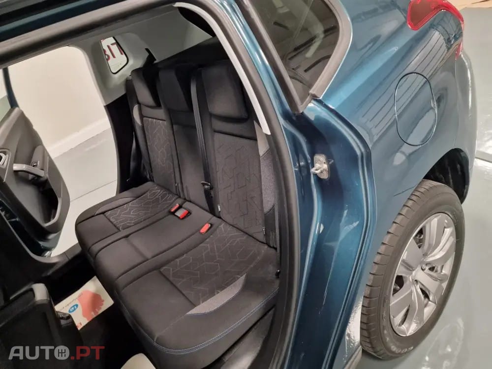 Peugeot 2008 1.2 PureTech Style