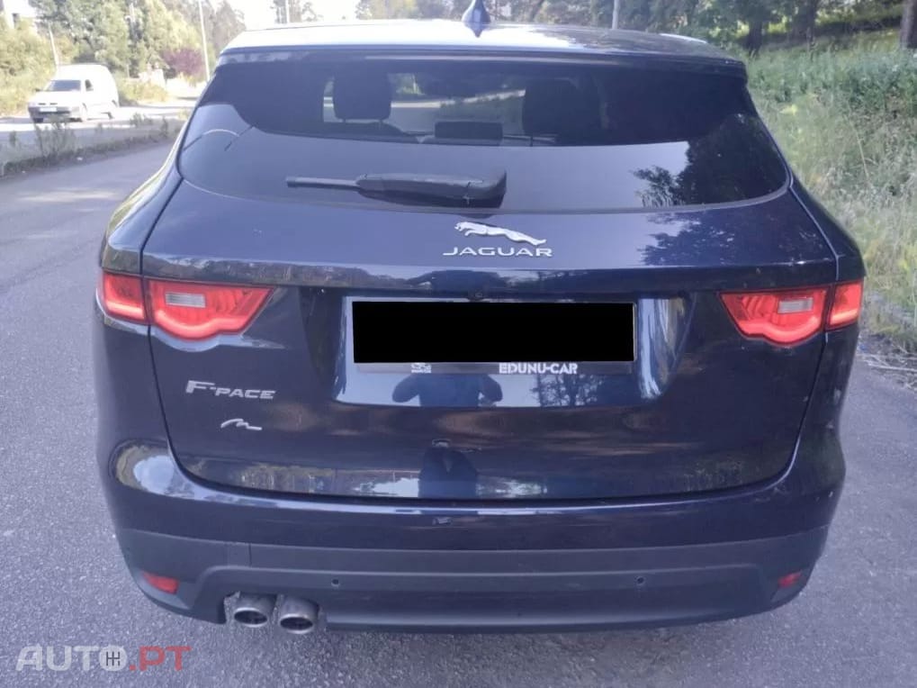Jaguar F-Pace 2.0 i4D Prestige