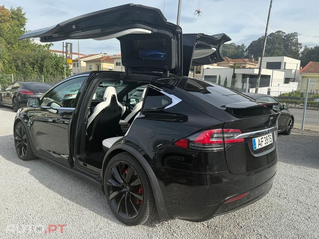 Tesla Model X P90D AWD