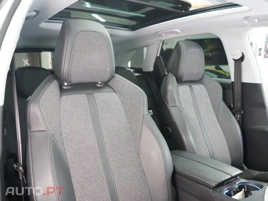 Peugeot 3008 1.2 PureTech Allure Pack EAT8