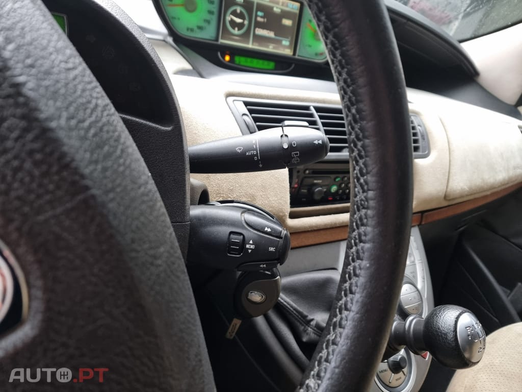 Lancia Phedra 2.2 JTD