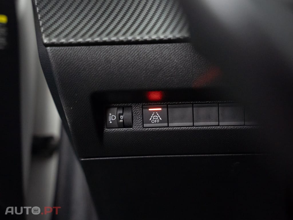 Peugeot E-208 50 kWh Allure