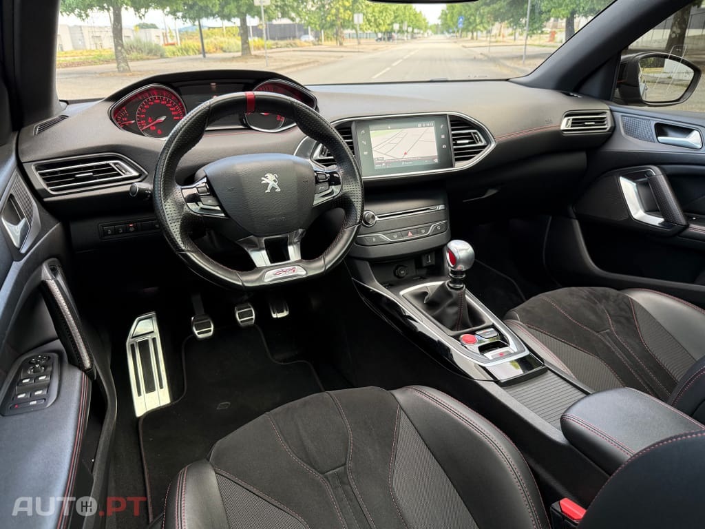 Peugeot 308 1.6 e-THP GTi
