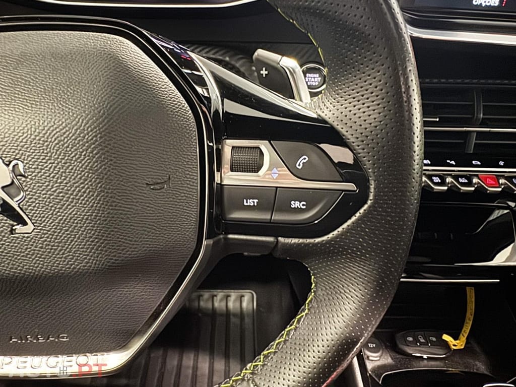 Peugeot 2008 1.2 PureTech GT Pack EAT8