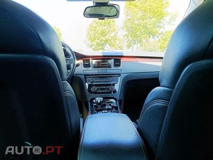 Peugeot 508 RXH 2.0 HDi Hybrid4 2-Tronic 104g