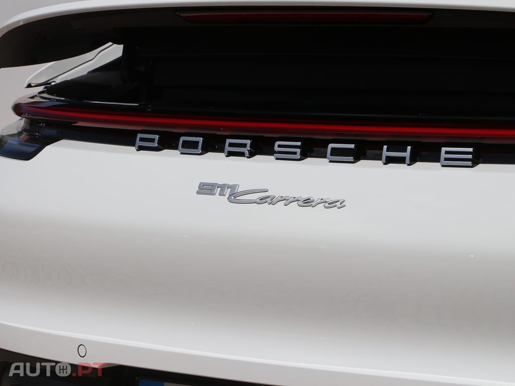 Porsche 992 Carrera PDK