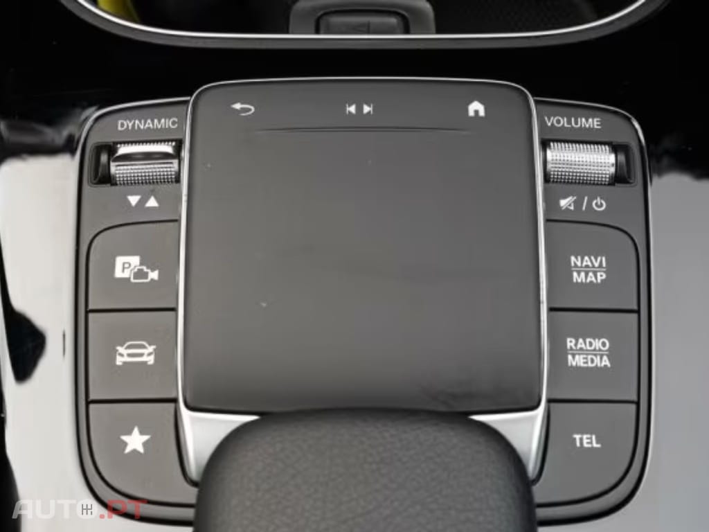 Mercedes-Benz A 250 I.V.A DEDUTIVEL e AMG