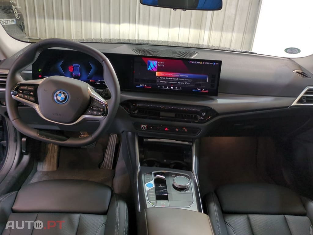 BMW i4 eDrive35