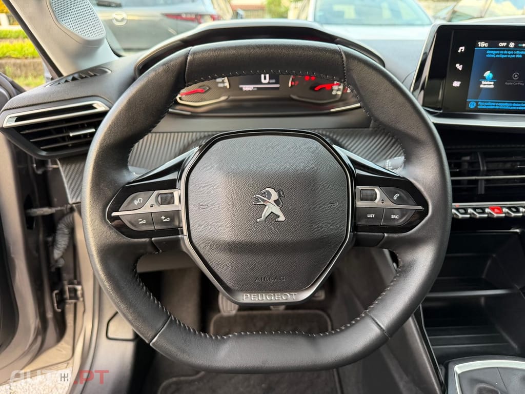 Peugeot 208 1.2 PureTech SE Style