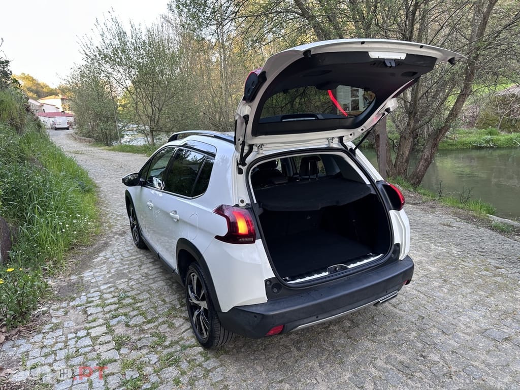 Peugeot 2008 1.6 BlueHDi GT Line