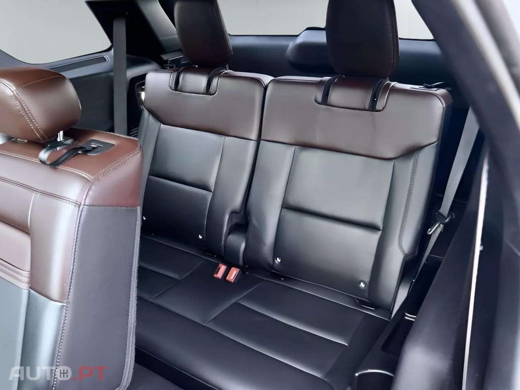 Ford Explorer I.V.A DEDUTÍVEL  3.0 EcoBoost Plug-in-Hybrid Platinium