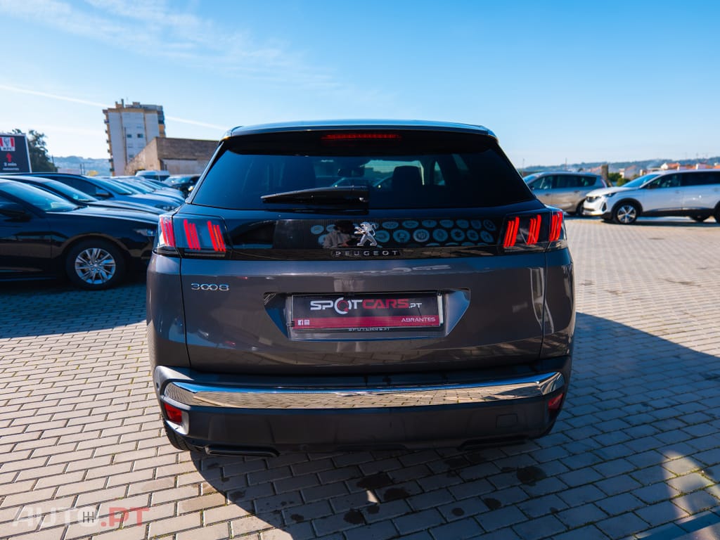 Peugeot 3008 1.2 PureTech Allure Pack EAT8